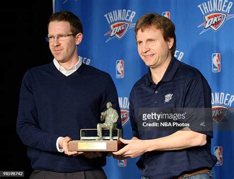 Scott Brooks: Coaching Record, Awards .